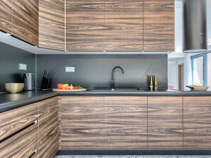 Private kitchen - Qube n' Qube by Interhome (Pula)