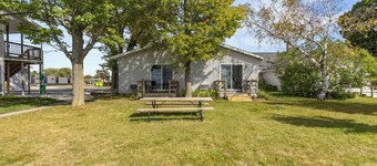 Double Bed Suite with Full Kitchen