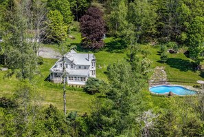 Exterior - Calder House Naturescape Oasis With In-ground Pool (Bovina Center)