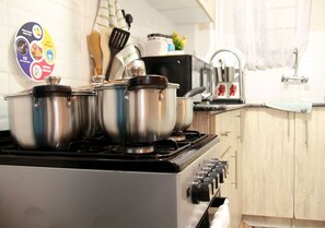 Microwave, stovetop