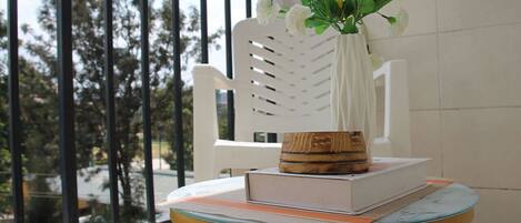 المنطقة المحيطة بالمنشأة