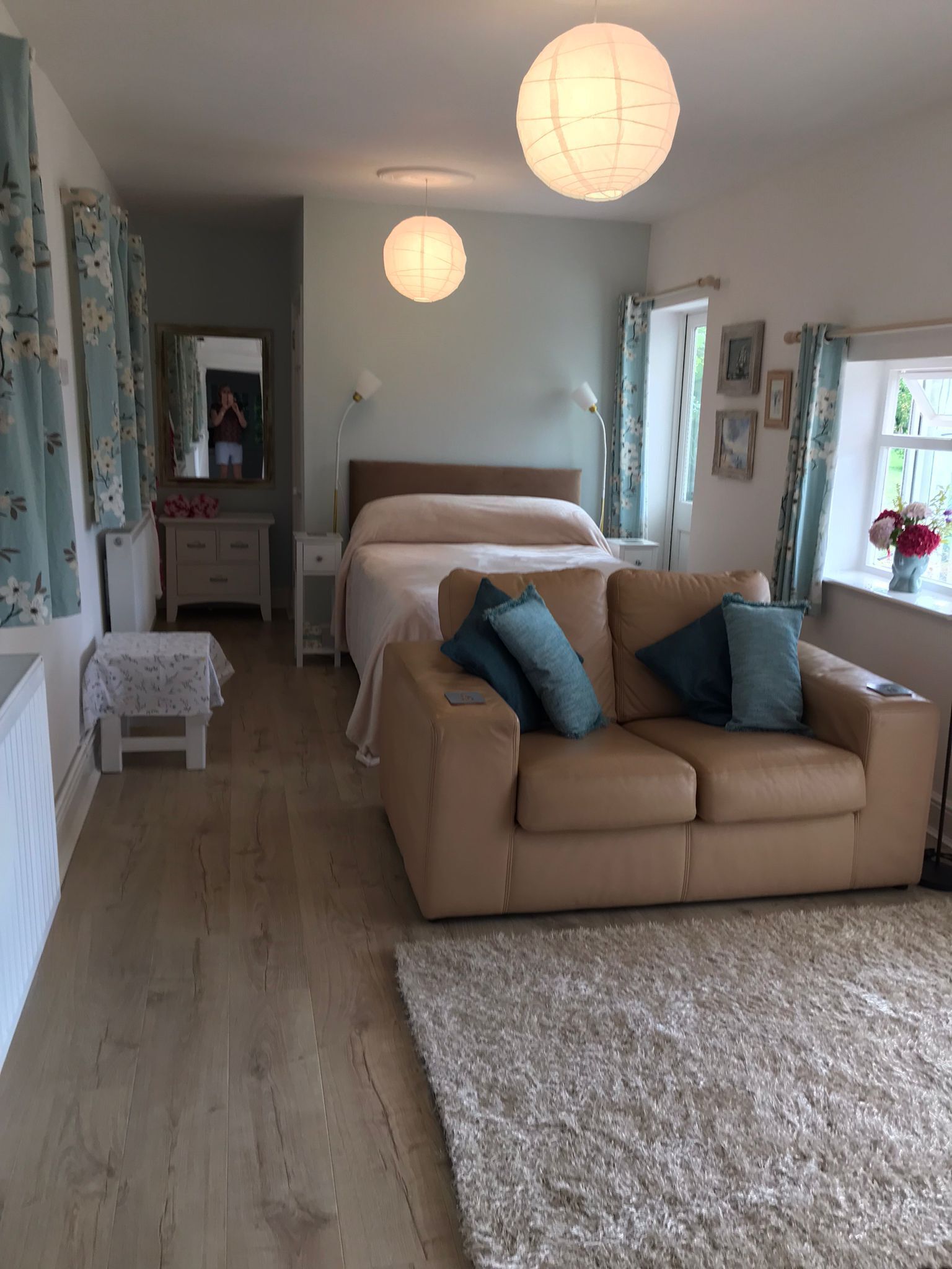 1 chambre, fer et planche à repasser, Wi-Fi, draps fournis