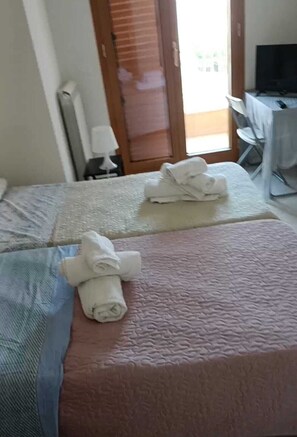 3 室のベッドルーム、WiFi、ベッドシーツ