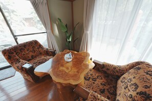 Japanese-style House , Courtyard View | Free WiFi