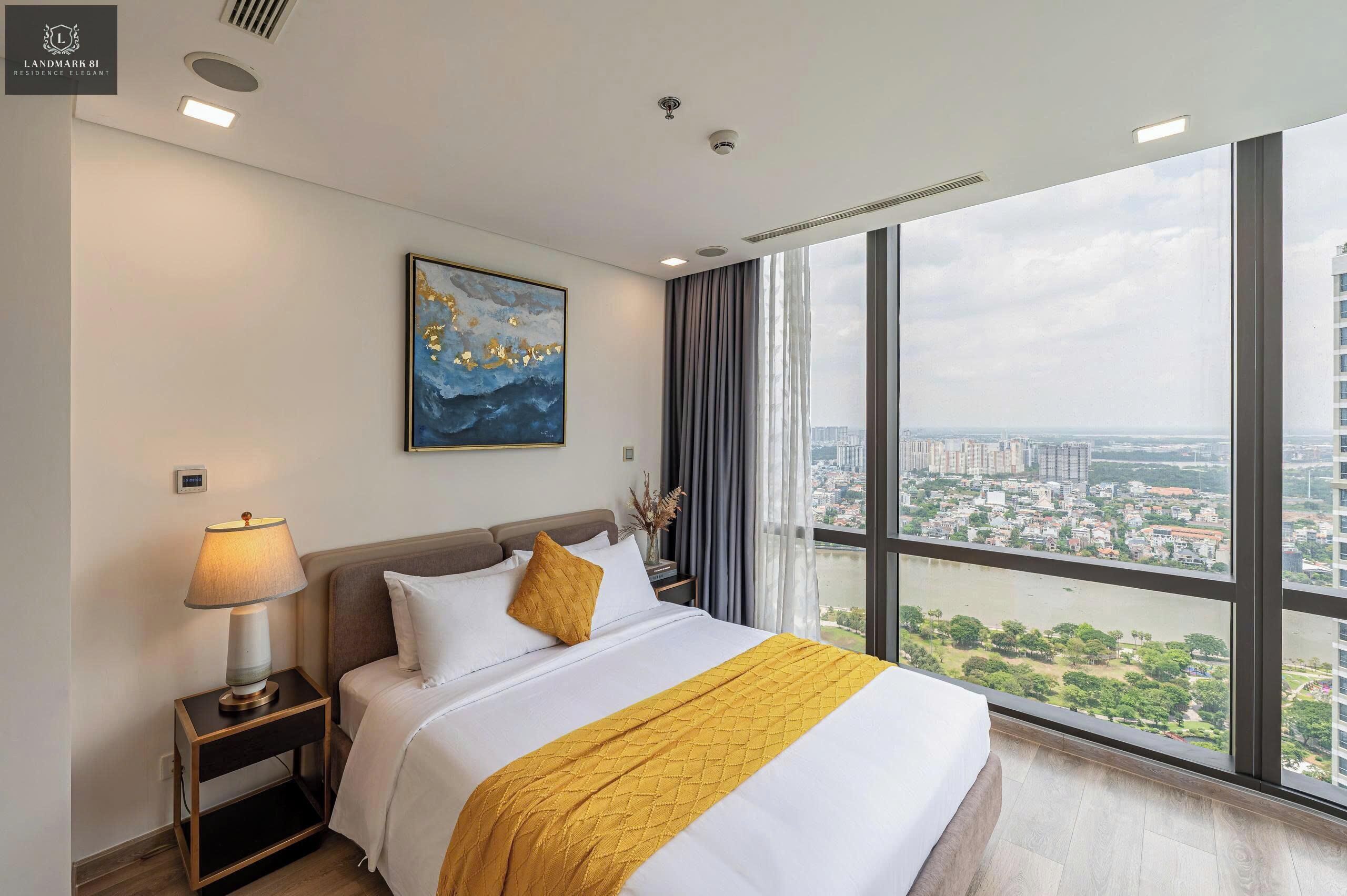 Deluxe-Apartment, 3 Schlafzimmer, Terrasse, Stadtblick | Verdunkelungsvorhänge, schallisolierte Zimmer, Bügeleisen/Bügelbrett