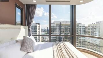 Luxury-Apartment, 2 Schlafzimmer, Kühlschrank und Mikrowelle, Stadtblick | Verdunkelungsvorhänge, schallisolierte Zimmer, Bügeleisen/Bügelbrett