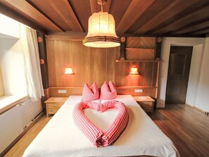 2 室のベッドルーム、WiFi (無料)