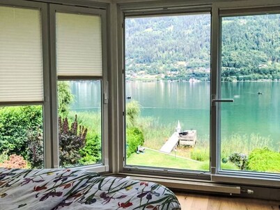Beautiful private villa for 6 people with A/C, WIFI, TV and terrace