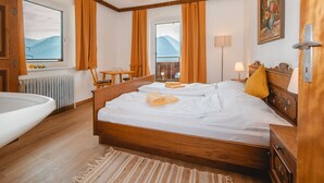 5 habitaciones, cuna de viaje y wifi gratis 