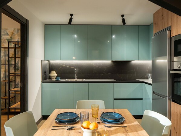 Fridge, microwave, oven, dishwasher