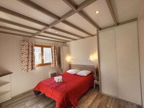 2 bedrooms, free WiFi, wheelchair access