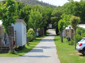 Property grounds - Mobile Home with Terrace in Bormes-les-Mimosas (Bormes-les-Mimosas)