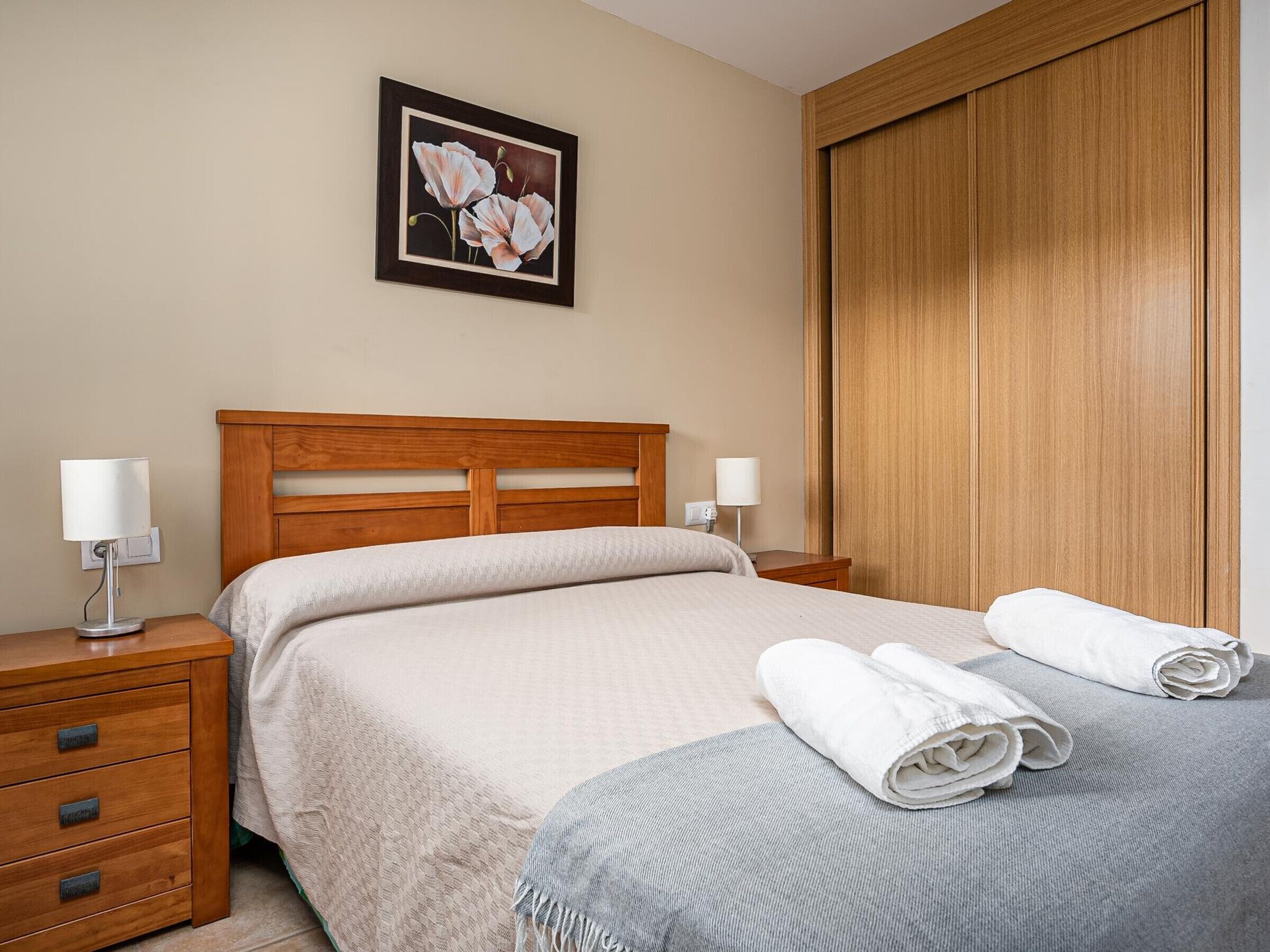 2 dormitorios, wifi gratis, ropa de cama