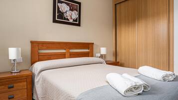 2 dormitorios, wifi gratis, ropa de cama