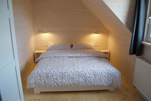 2 bedrooms, Internet, bed sheets