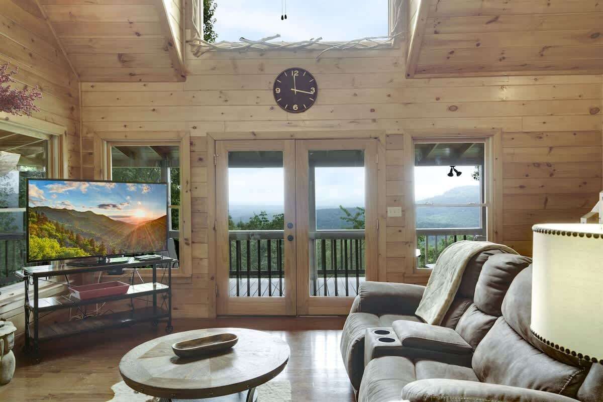 Smart TV, fireplace, offices