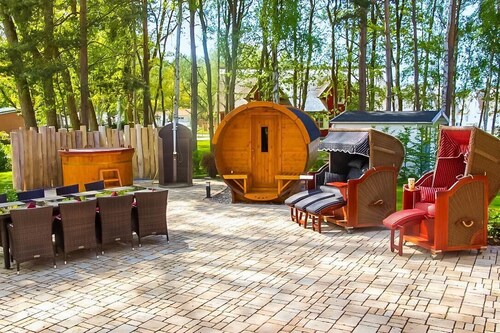 Vacation home 4 seasons - island vacation in Glowe with heart and style from 4 persons