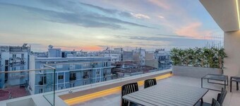 Luxury Penthouse 2 BDR