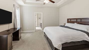 3 bedrooms, iron/ironing board, WiFi, bed sheets