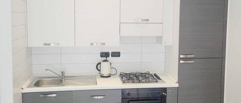 Oven, stovetop
