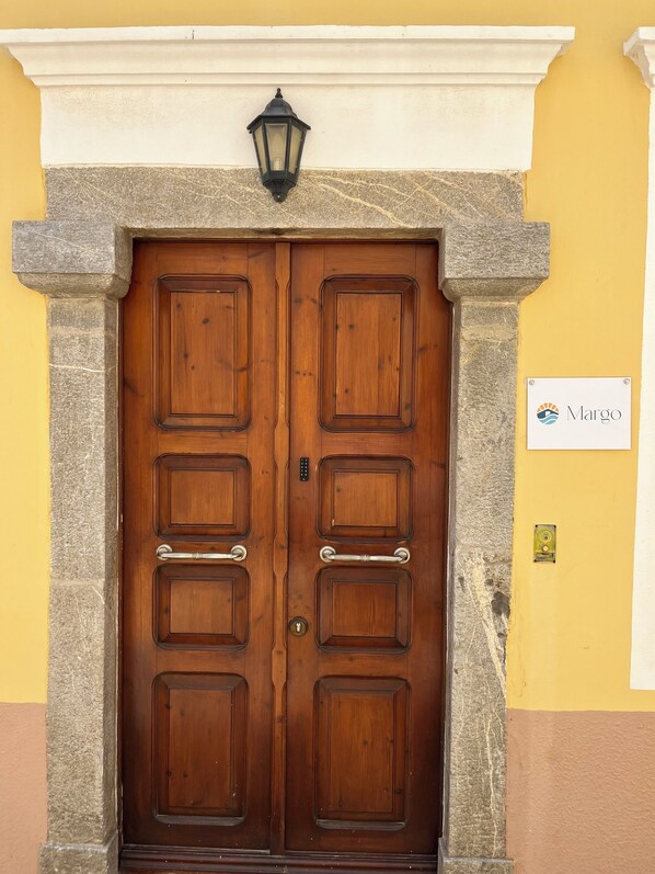 Exterior detail - A Spacious Traditional Two-Storey House in Symi (Symi)