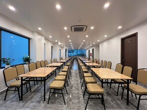 Restaurant - Swiss Hotel Cat Ba (Hai Phong)