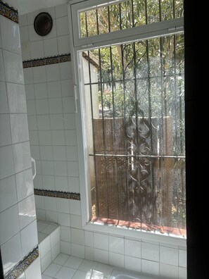 Interior - Apartment in a peaceful setting in Jesus, Ibiza yet close to the action (Can Bessó)