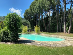 Pool - Condo Cortona, luxury apartment for 4 with pool and garden in Tuscany! (Cortona)
