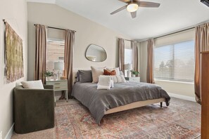 4 bedrooms, iron/ironing board, travel crib, free WiFi - Chandler Escape w/ Pool Heat, Golf & Kid-Friendly (Chandler)