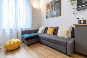 Appartement, 1 chambre, vue jardin | Coin séjour