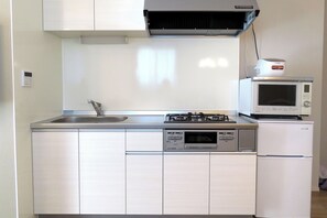 MAISON DE AILE, Room A, Non Smoking (1LDK) | Private kitchen