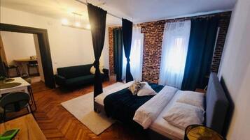 1 bedroom, iron/ironing board, WiFi