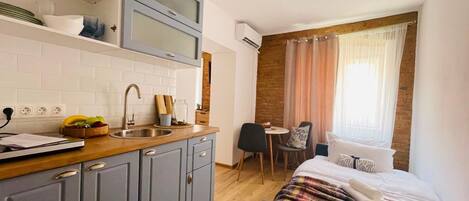 1 bedroom, iron/ironing board, travel crib, free WiFi