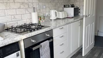 Microwave, oven, stovetop, dishwasher