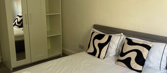 Two Bedroom Apartment situated near Silverburn shopping centre