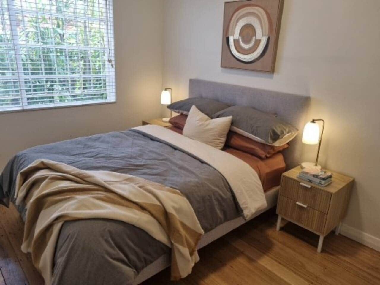 2 bedrooms, iron/ironing board, free WiFi, bed sheets