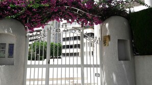 Apartment | Reception - Cozy Benidorm Apartment With Terrace (Benidorm)