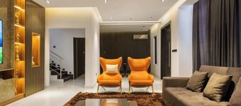 Metrohut Service Apartments