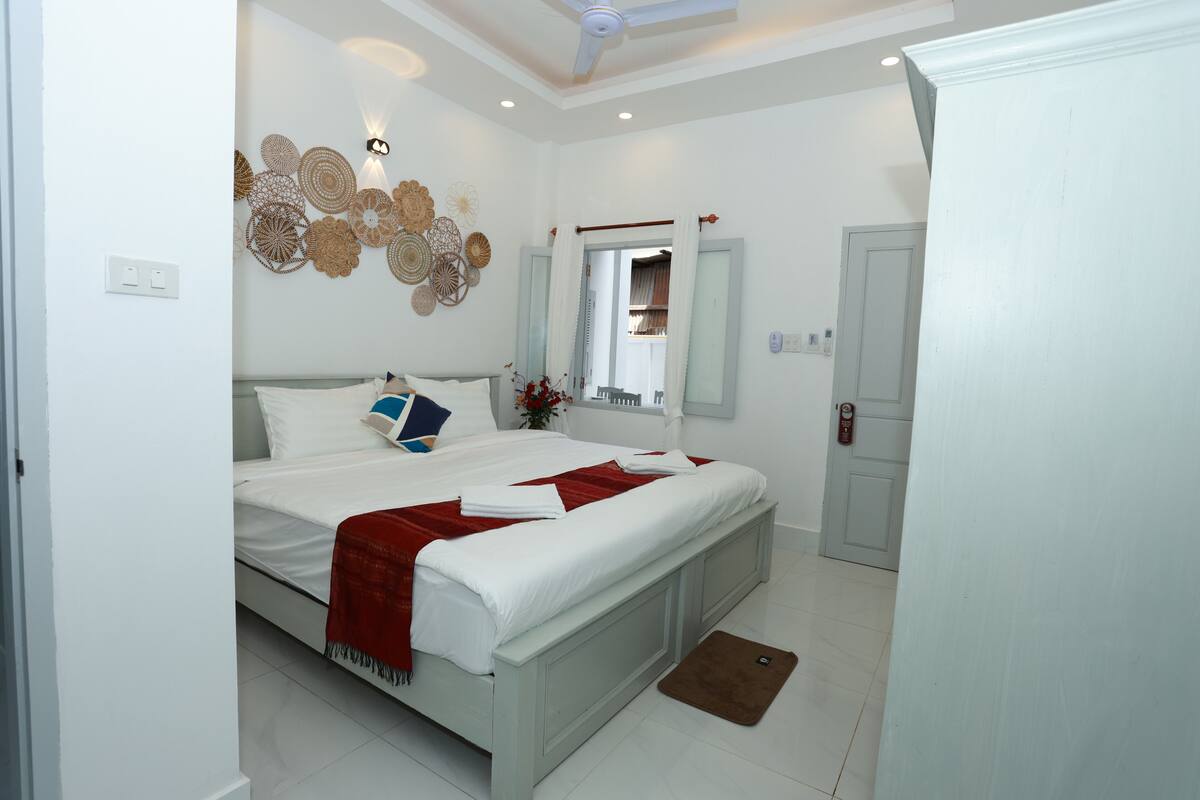 Deluxe Double Room | Desk, WiFi (free)