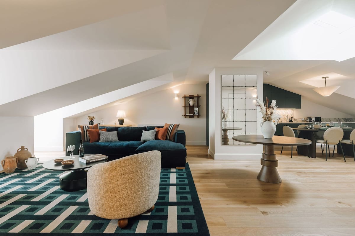 Classic Apartment | Living area