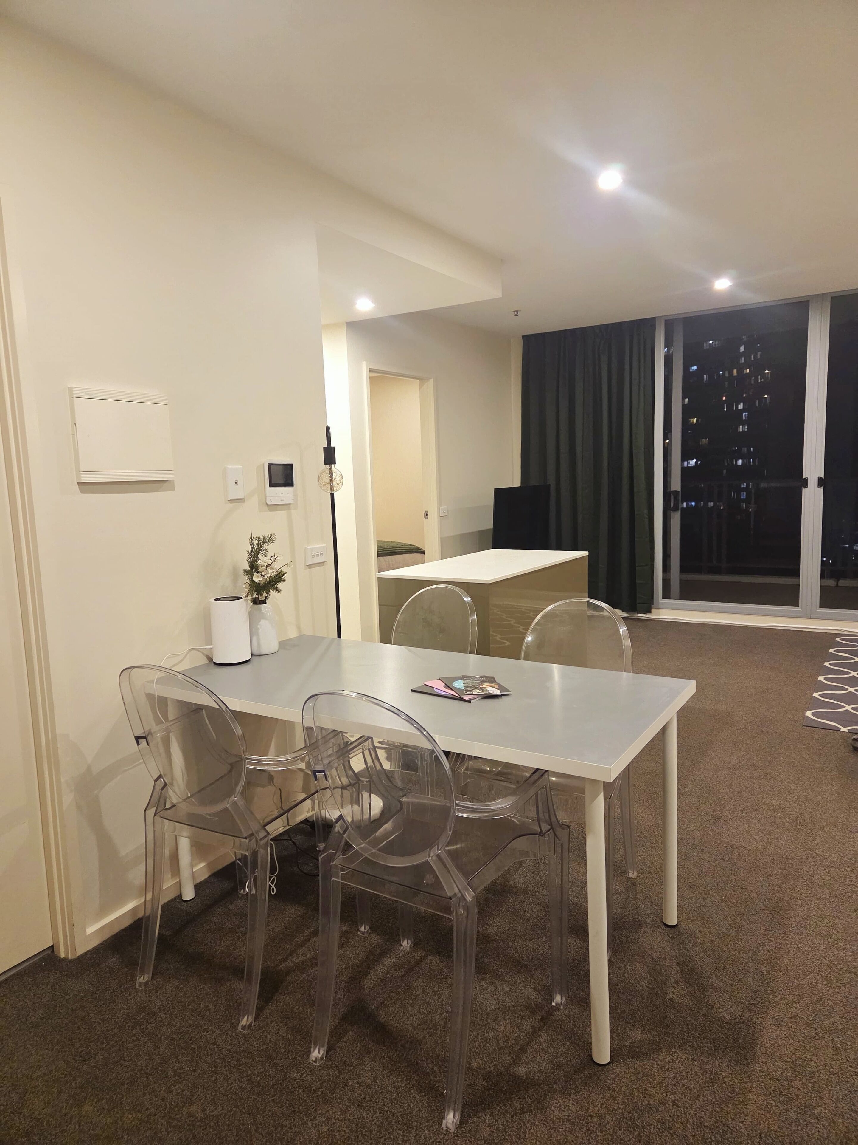 Apartment, Lake View | In-room dining