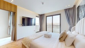 3 bedrooms, iron/ironing board, free WiFi, bed sheets