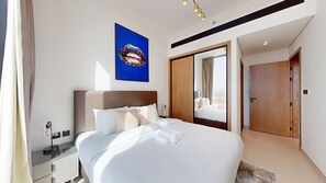 2 chambres, fer et planche Ă repasser, Wi-Fi gratuit, draps fournis