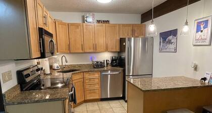 Killington Chalet - Ideal Location, Hot Tub