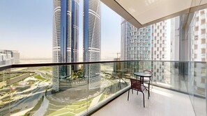 Property grounds - Vista 2 Bed I Business Bay Gym,Pool,Parking,Wi-Fi (Business Bay)