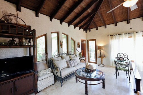 Casita Adelante - Luxury Casita