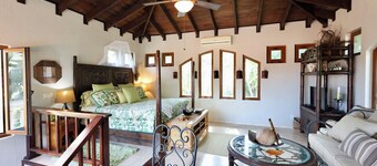 Casita Adelante - Luxury Casita