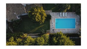 Udendørs pool