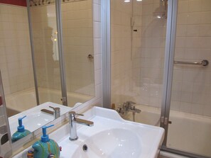 Hair dryer, towels, toilet paper