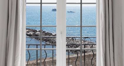 Charming Studio - 2P - Sea View - Antibes